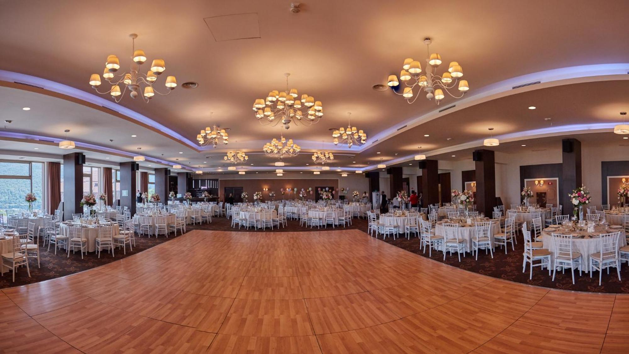 Grand Hotel Belvedere Braşov Esterno foto